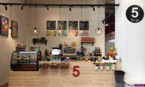 Franciza 5 to go: cafenea deschisă într-un magazin de bricolaj