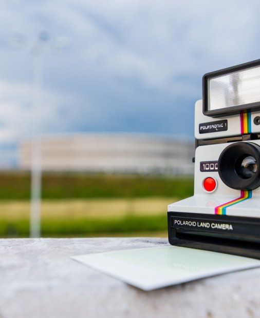 Camere foto instant pentru visul retro inspirat din Stranger Things