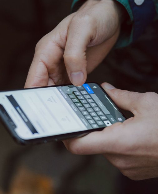 Stock Busters: telefoane ieftine cu reduceri de peste 50%