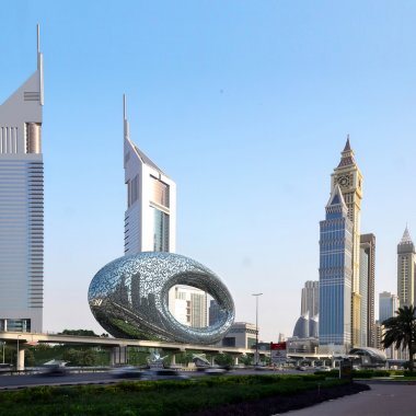 Șeicii din Dubai finanțează startup-uri care digitalizează turismul