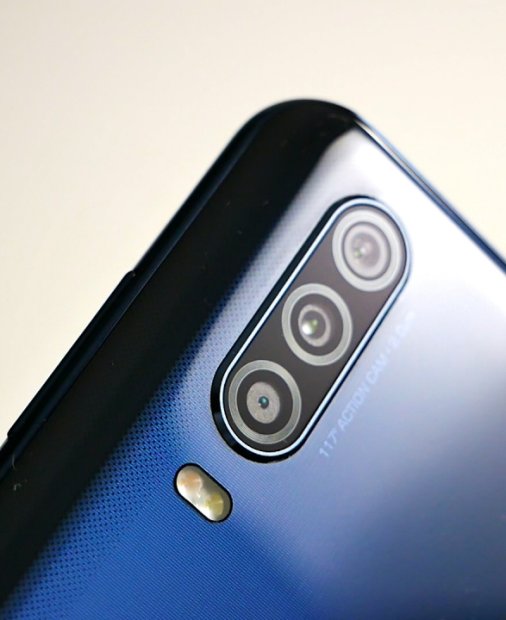 Review Motorola One Action: Telefonul cu care nu poți filma ”greșit”