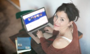 Românii nu prea fac retur: rată mică de respingere la comenzi online