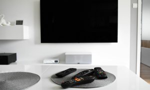 Orange: Televizoare 4K în rate și Netflix gratuit pentru trei luni