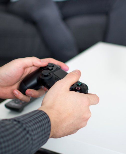 MMD prezintă trei monitoare de gaming Philips Momentum pentru console