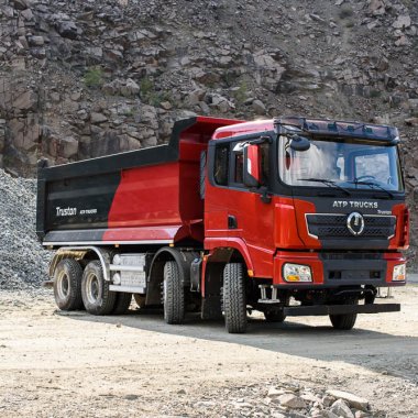 360 de camioane ies de pe linia de asamblare la Baia Mare