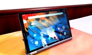 IFA 2019 - Lenovo Yoga Smart Tab e accesoriul bun pentru bucătărie