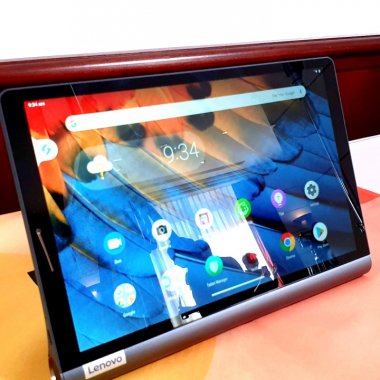 IFA 2019 - Lenovo Yoga Smart Tab e accesoriul bun pentru bucătărie