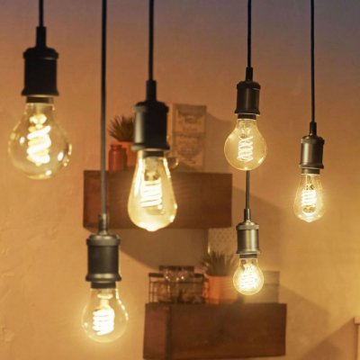 Signify lansează noi becuri inteligente din gama Philips Hue