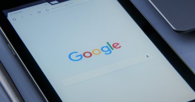 Google, pedepsită cu o amendă de 1 miliard de euro în Franța