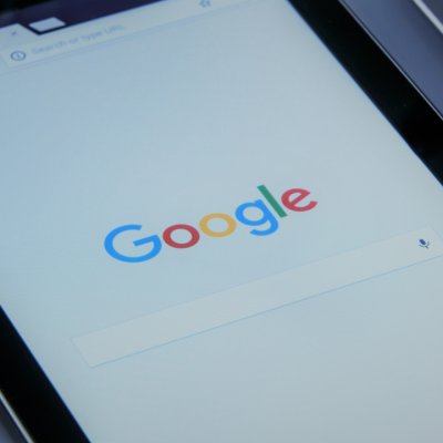 Google, pedepsită cu o amendă de 1 miliard de euro în Franța