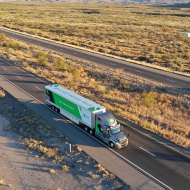 UPS investește într-o companie de camioane autonome