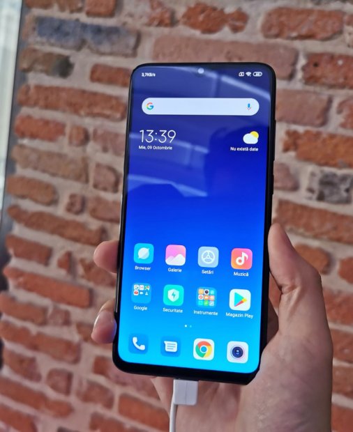 Xiaomi intră oficial în România și atacă piața de telefoane accesibile