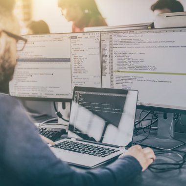Joburi în IT - Digi caută 500 de programatori și ingineri