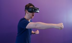 Franciză Univrse - cum poți avea o afacere de realitate virtuală?