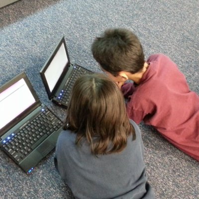 6.000 de elevi și profesori din zona rurală, mai aproape de tehnologie