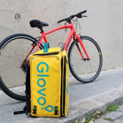 Glovo se lansează în două noi orașe din România