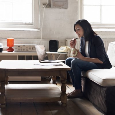 84% dintre români strâng bani ca să cumpere o locuință