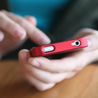 InventiffSMS.App, aplicația de SMS marketing dezvoltată de 3 studenți clujeni