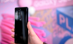 Hands On Samsung Galaxy S20 Ultra - viitorul e cu ecran de 120 de Hz