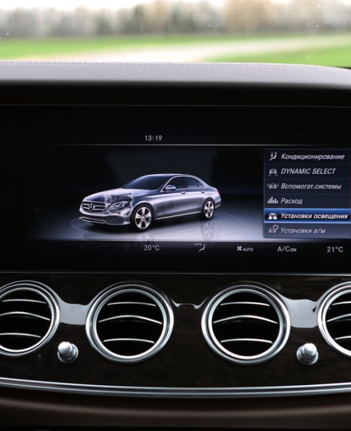 Românii lucrează la mașinile viitorului de la Mercedes și BMW