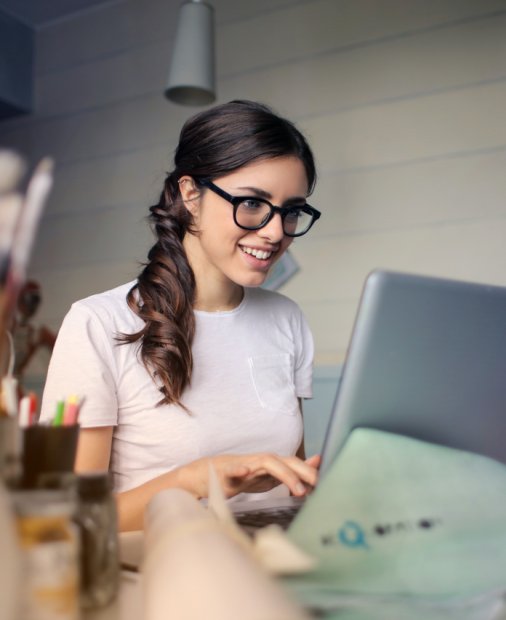 Tehnologii care te ajută să lucrezi mai eficient de acasă