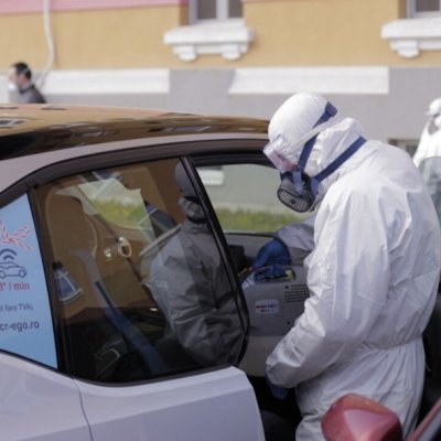 BCR pune la dispoziție mașinile electrice eGO către spitale & personalul medical