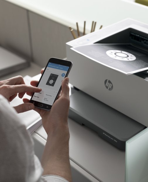 HP lansează prima imprimantă laser din lume cu rezervor reîncărcabil de toner