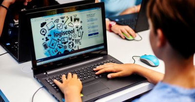 Logiscool oferă acces la cursurile online de programare și elevilor din diaspora