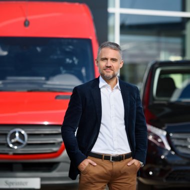 Ofertă de la Mercedes pentru antreprenori: primele 4 rate de leasing gratuite