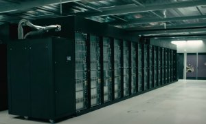 Pășește în viitor: Tur virtual al unui supercomputer