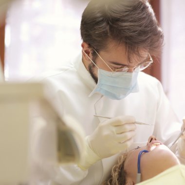 IziDoc, startup-ul românesc care permite firmelor să facă abonamente la dentist