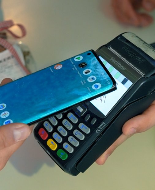 Review NFC Motorola edge+: Funcția comună care îți simplifică considerabil viața