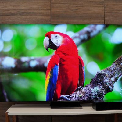 HANDS ON cu televizoarele Samsung QLED 8K/4K, dar și The Frame și Serif