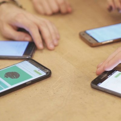 iziBAC lansează module de educație financiară și civică pentru tineri