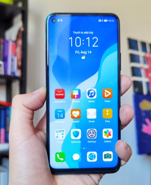 Review Huawei P40 Lite 5G: Cel mai accesibil telefon 5G are multe de oferit