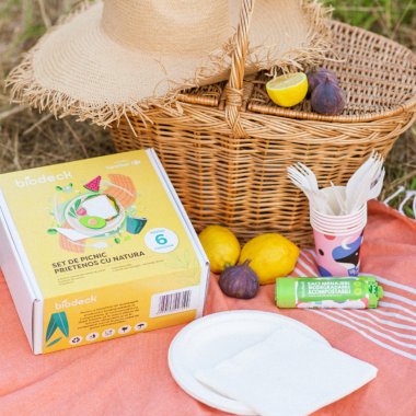 Biodeck, românii care fac ambalaje din plante lansează un set de picnic