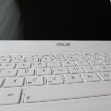 Cupoane de laptopuri de 200 de euro: Flanco oferă laptopuri pentru elevi
