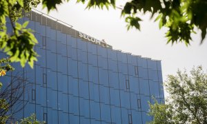 Secom și-a mutat sediul într-o clădire nouă și donează o casă unei familii