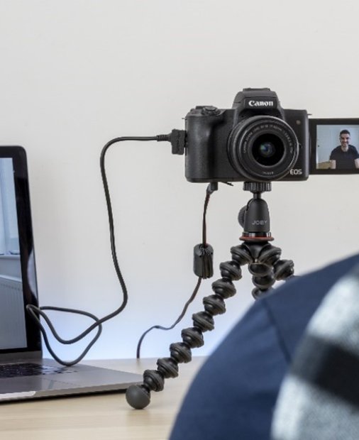 Canon te lasă să-ți transformi camera foto într-una web pentru conferințe