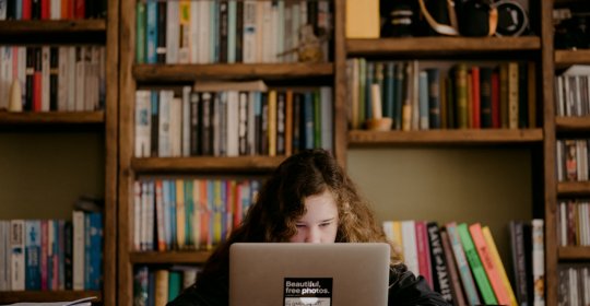 Invață Să Programezi Cu Alice Elevii Profesorii Creează Lecții