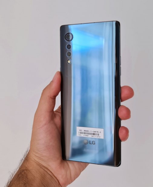 REVIEW LG Velvet 5G - un telefon surprinzător