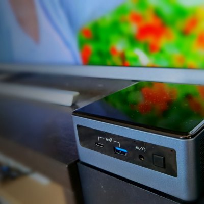 REVIEW Intel NUC 10i5FNH: Un PC foarte mic pentru sarcini mărețe