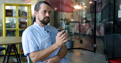 Solarino, soluția românească prin care poți controla sera de pe smartphone