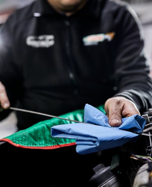 Cum îi poate ajuta Castrol pe patronii de service-uri să-și fidelizeze clienții