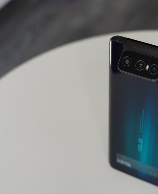 REVIEW Asus Zenfone 7 Pro-un telefon doar pentru selfie-uri sau poate mai mult?