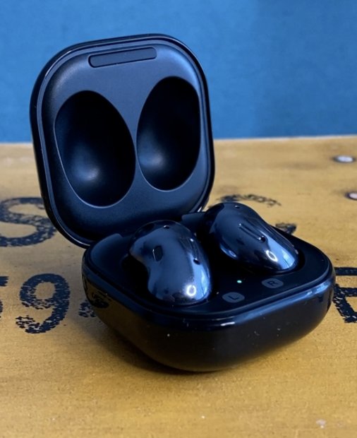 Review Samsung Galaxy Buds Live - lucrurile perfecte pot fi și foarte dureroase