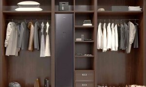 Samsung lansează în România AirDresser, dulapul smart care curăță hainele