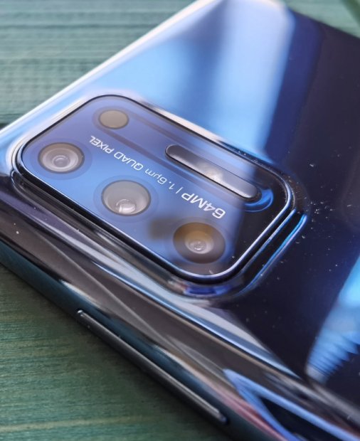 Trei ani garanție pentru telefoanele din gama moto g cumpărate în noiembrie