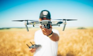 Dronele: de la jucărie, la utilizarea în scopuri comerciale