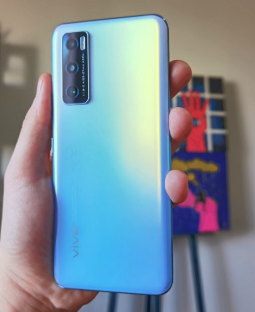 Review vivo Y70: Specificații bune și ecran excelent la preț decent
